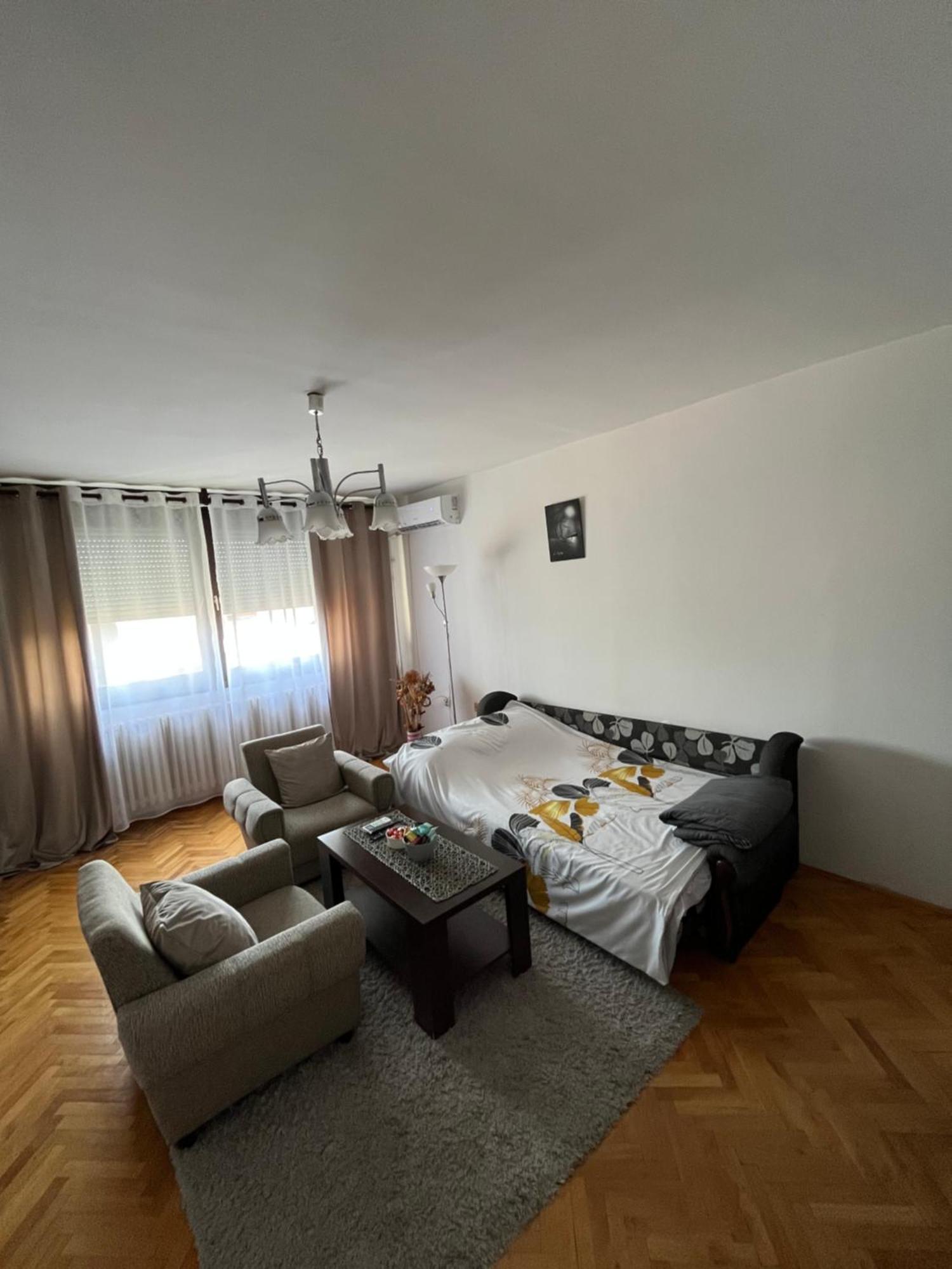 Devetka Apartamento Pirot Exterior foto