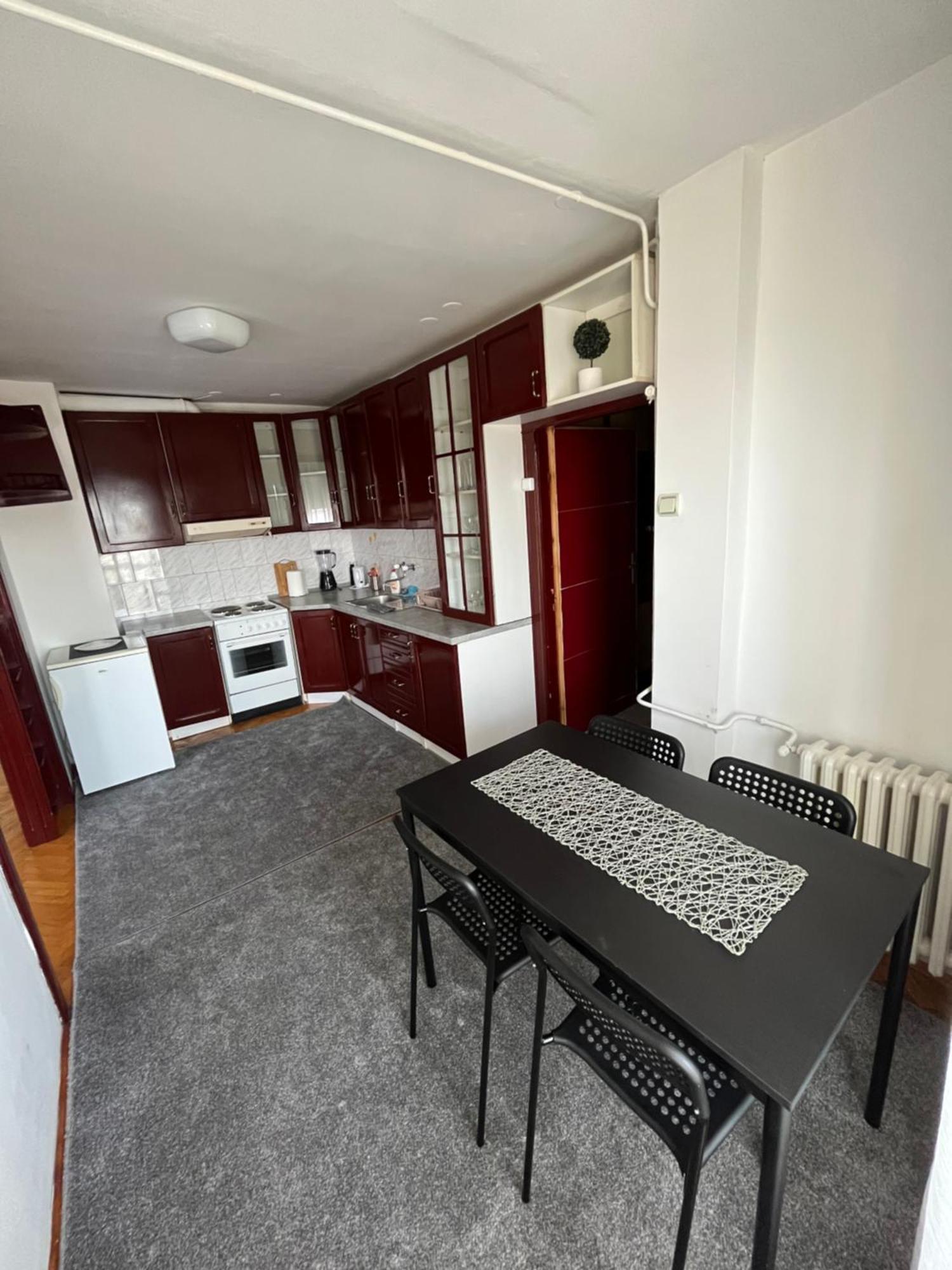 Devetka Apartamento Pirot Exterior foto